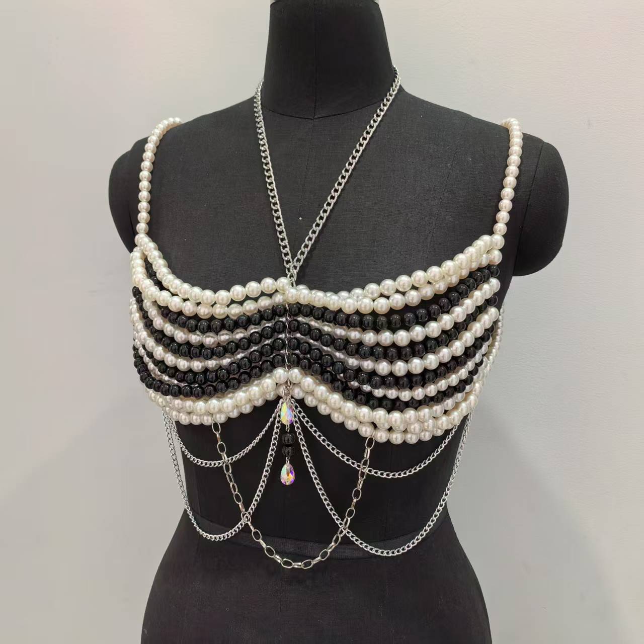 Camisola de perlas de plástico - Body Jewelry Vest reseña y precio
